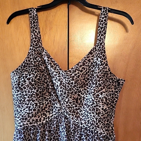 Sexy Leopard Maxi Dress! Chiffon Overlay, Fully Lined, 6 - Picture 7 of 17